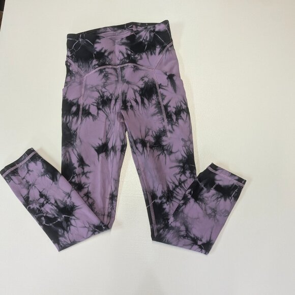 NWOT Lululemon Limited Edition Tie-Dyed Size 4 - Picture 15 of 16
